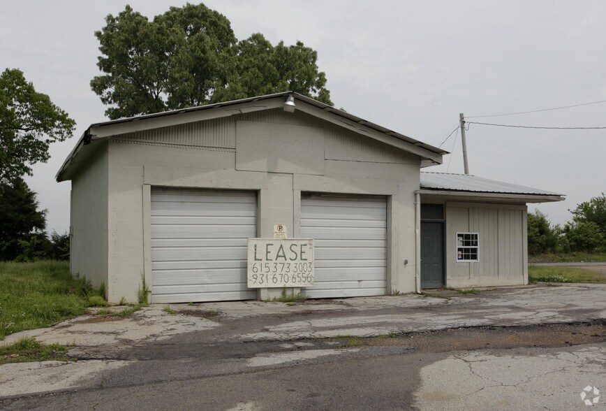 5991 Tn-100, Bon Aqua, TN à louer - Photo du bâtiment - Image 2 de 3