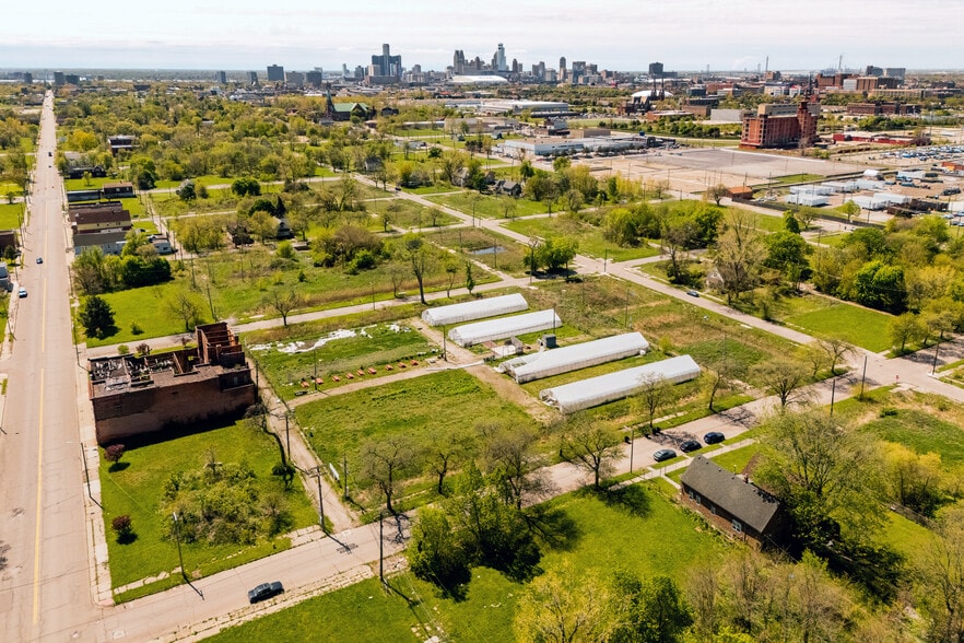 2280 Frederick St, Detroit, MI for sale - Primary Photo - Image 1 of 5