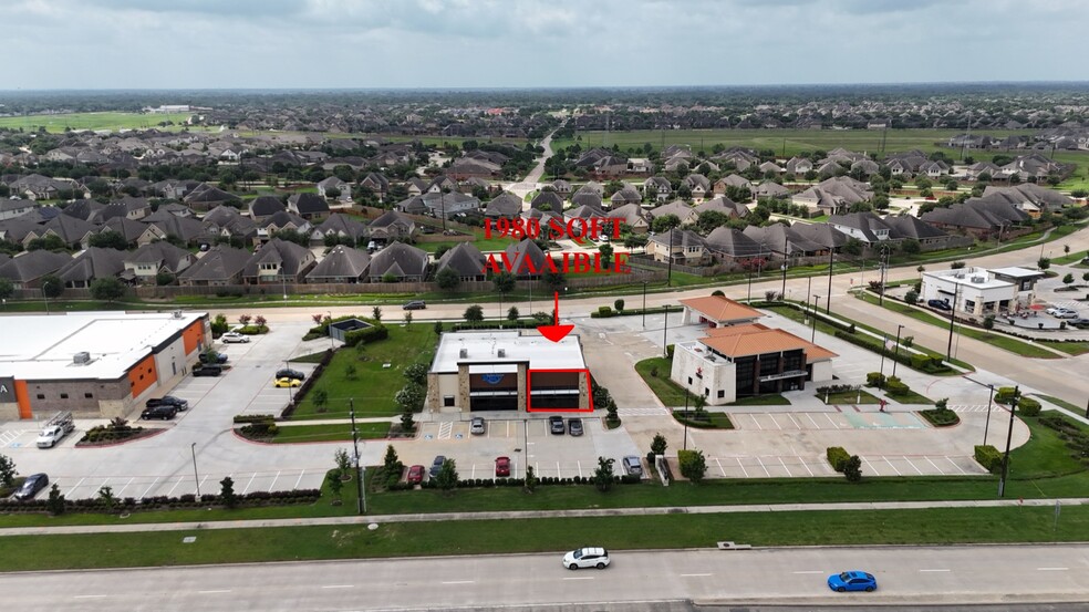 23615 FM 1093 Rd, Richmond, TX à louer - Photo du bâtiment - Image 3 de 15