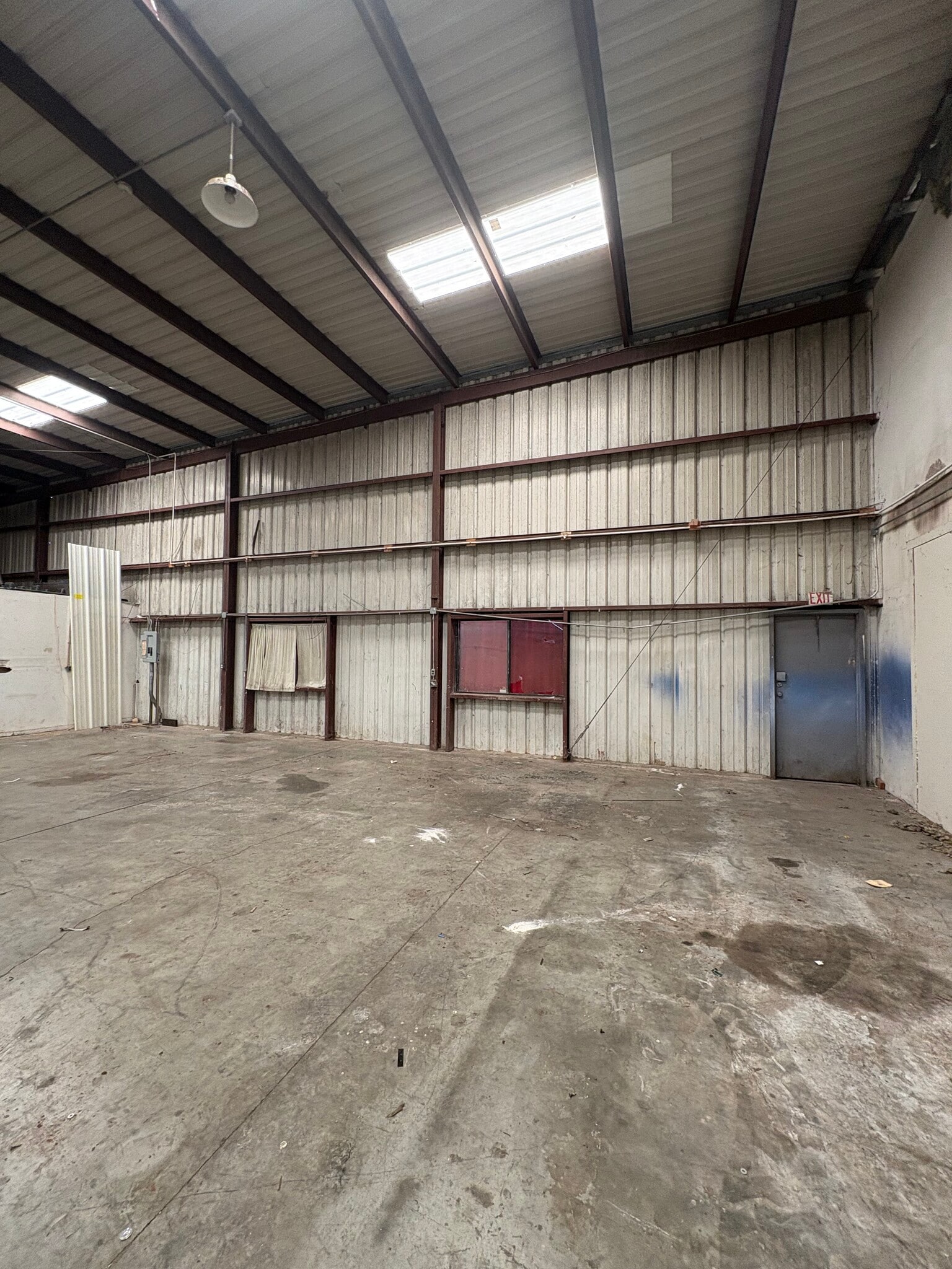 37444 Sycamore St, Newark, CA for lease Interior Photo- Image 1 of 4