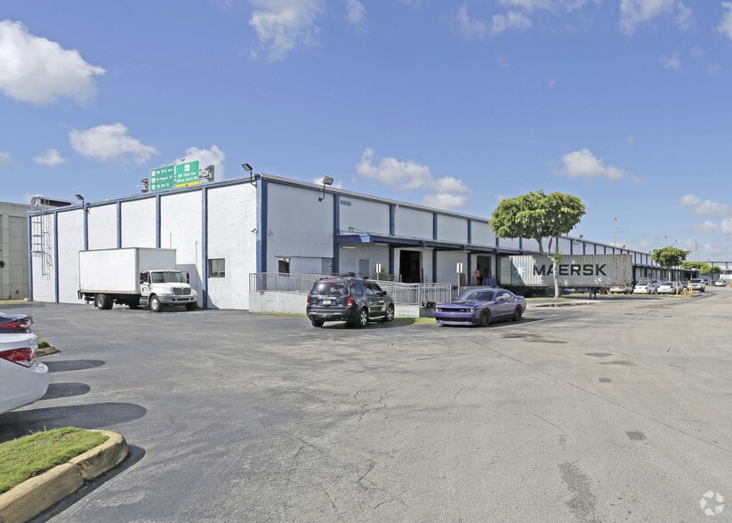 6950-7190 NW 12th St, Miami, FL for lease - Primary Photo - Image 1 of 37