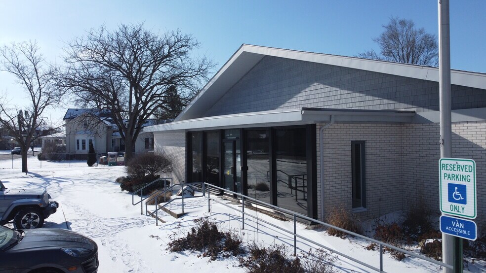 12010 Church St, Birch Run, MI à louer - Photo du bâtiment - Image 2 de 5