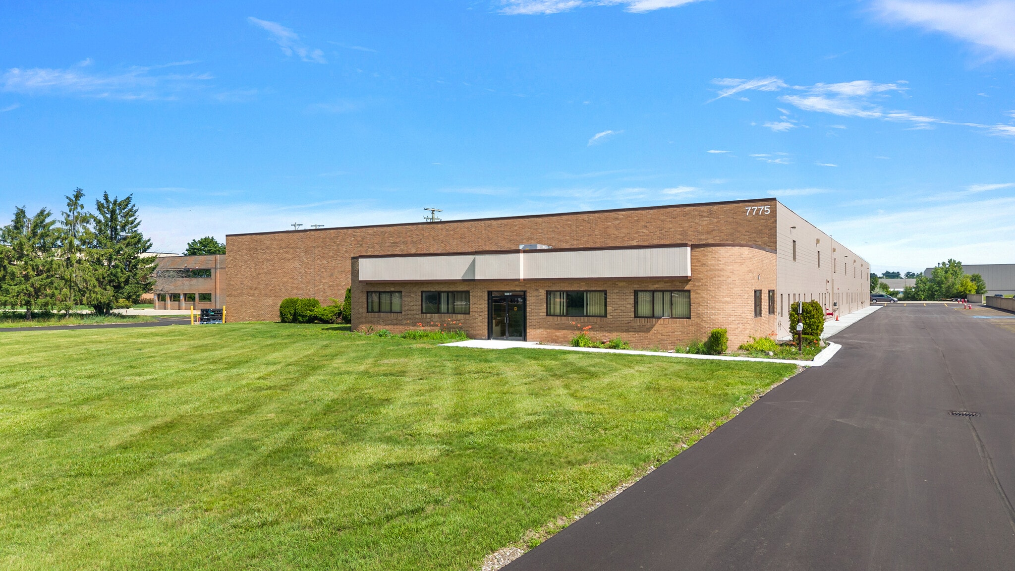 7775 Eighteen 1/2 Mile Rd, Sterling Heights, MI for lease Building Photo- Image 1 of 6