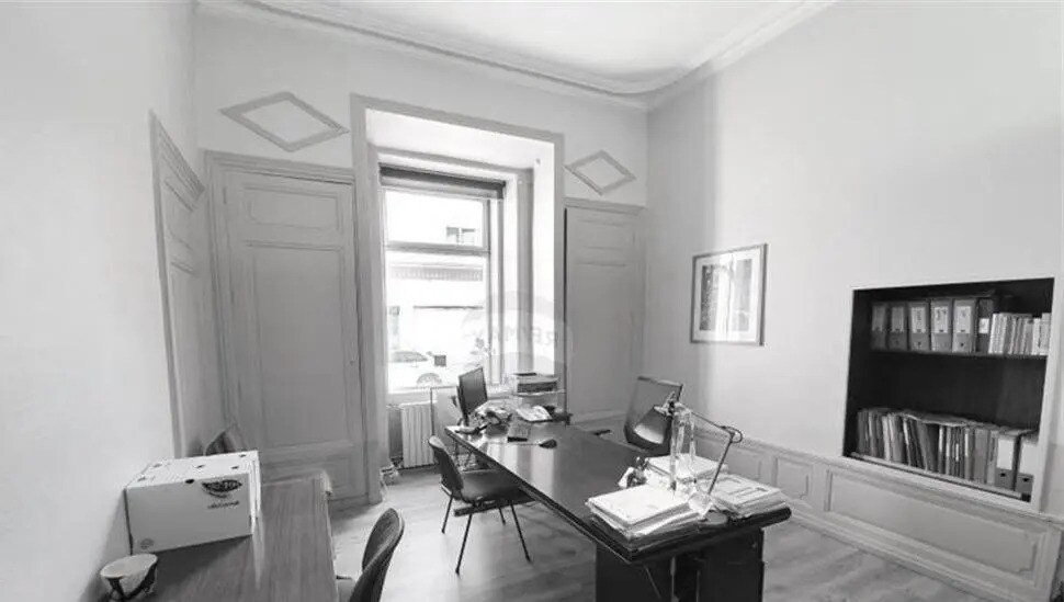 Office in Villefranche-sur-Saône for lease - Interior Photo - Image 2 of 4