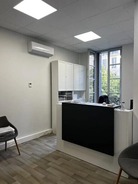 Bureau dans Marseille à louer - Photo du bâtiment - Image 3 de 5