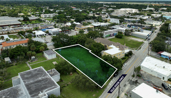 Land in Historic Downtown Vero Beach - Entrepôt