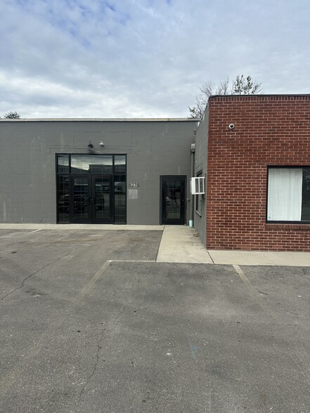 627-655 N Cassady Ave, Columbus, OH for lease - Primary Photo - Image 1 of 6