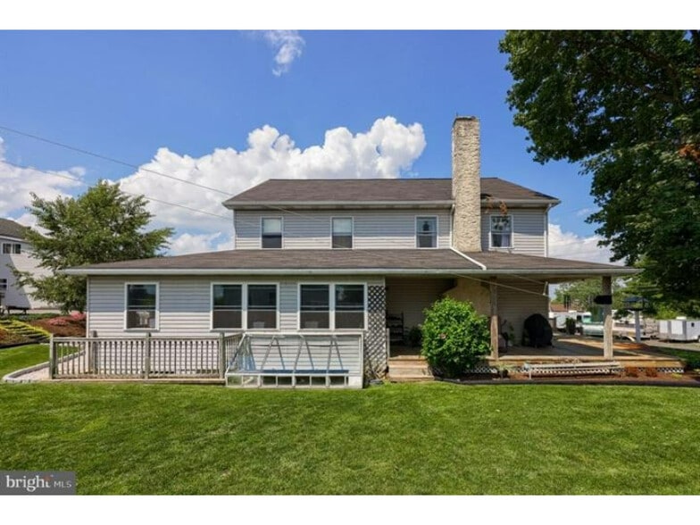 240 Railroad Ave, Bird In Hand, PA for sale - Building Photo - Image 3 of 110