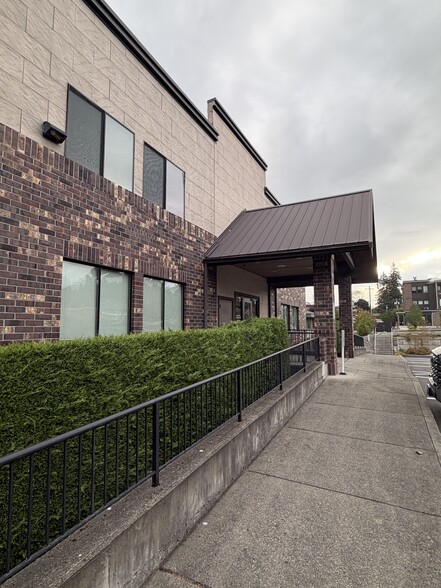 1002 39th Ave SW, Puyallup, WA for lease - Building Photo - Image 2 of 18