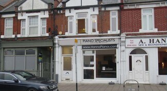 Plus de détails pour 92 Kingston Rd, Londres - Commerce de détail à louer