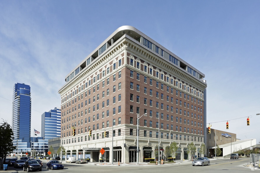 201 Michigan St NW, Grand Rapids, MI for lease - Building Photo - Image 1 of 39