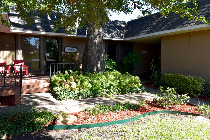 5510 Abrams Rd, Dallas, TX à louer - Photo du bâtiment - Image 3 de 23