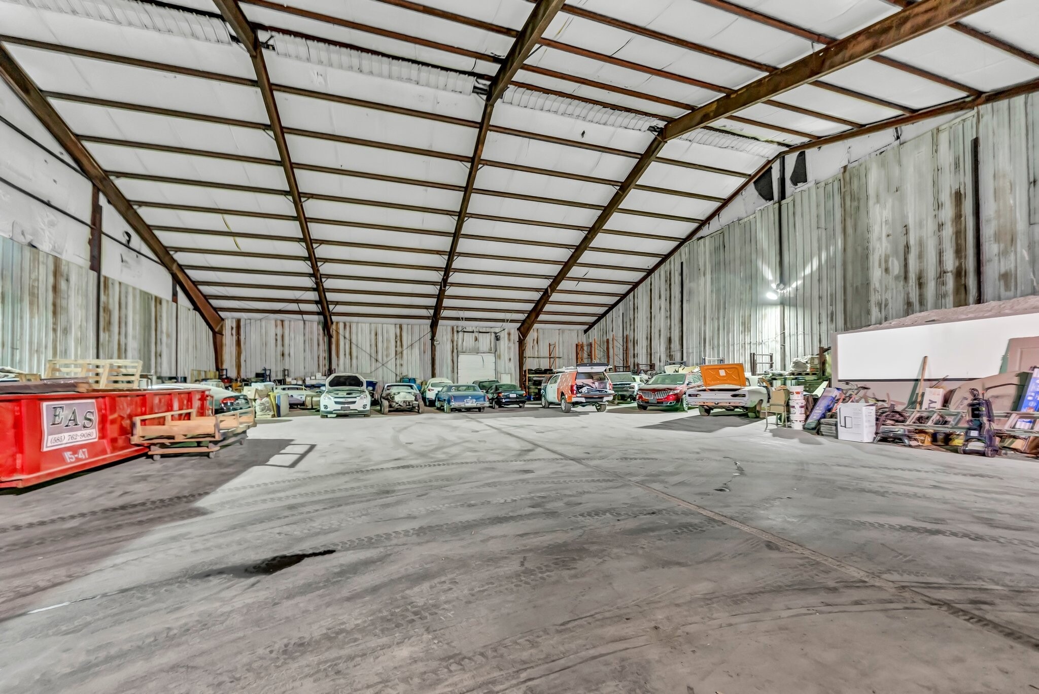 3160 Union Rd, Cheektowaga, NY à vendre Photo intérieure- Image 1 de 23