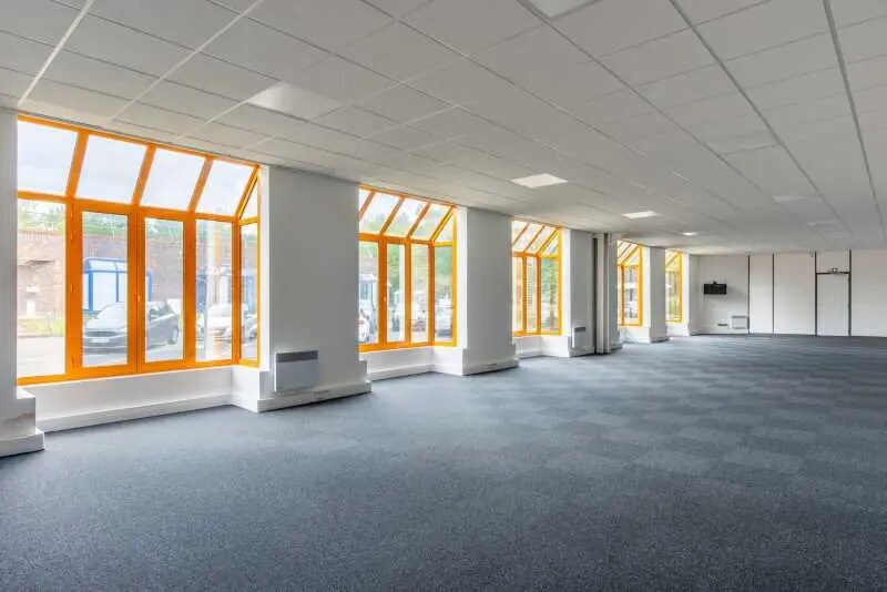 Office in Croissy-Beaubourg for lease Interior Photo- Image 1 of 22