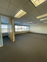 755-775 Baywood Dr, Petaluma, CA à louer Photo intérieure- Image 2 de 3