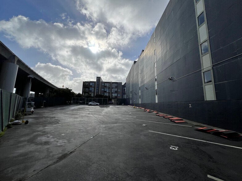 98 Pennsylvania Ave, San Francisco, CA à louer - Photo du bâtiment - Image 1 de 6