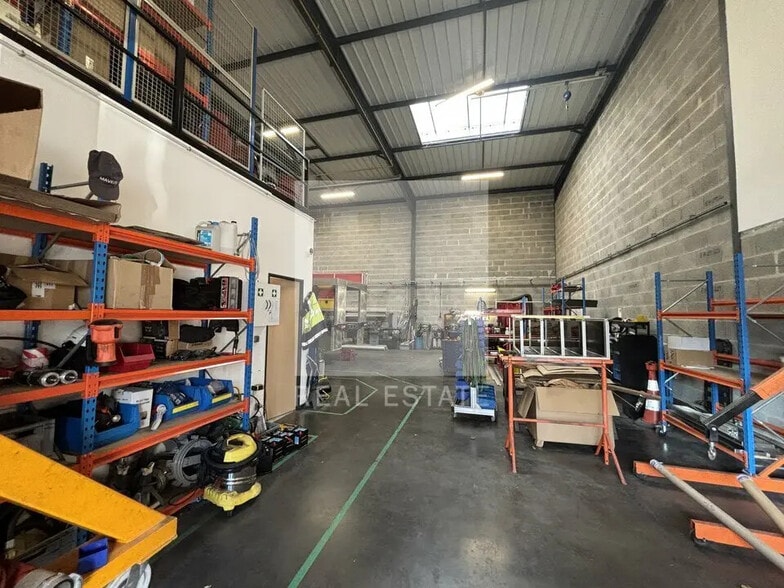 Flex dans Vénissieux à louer - Photo intérieure - Image 3 de 12