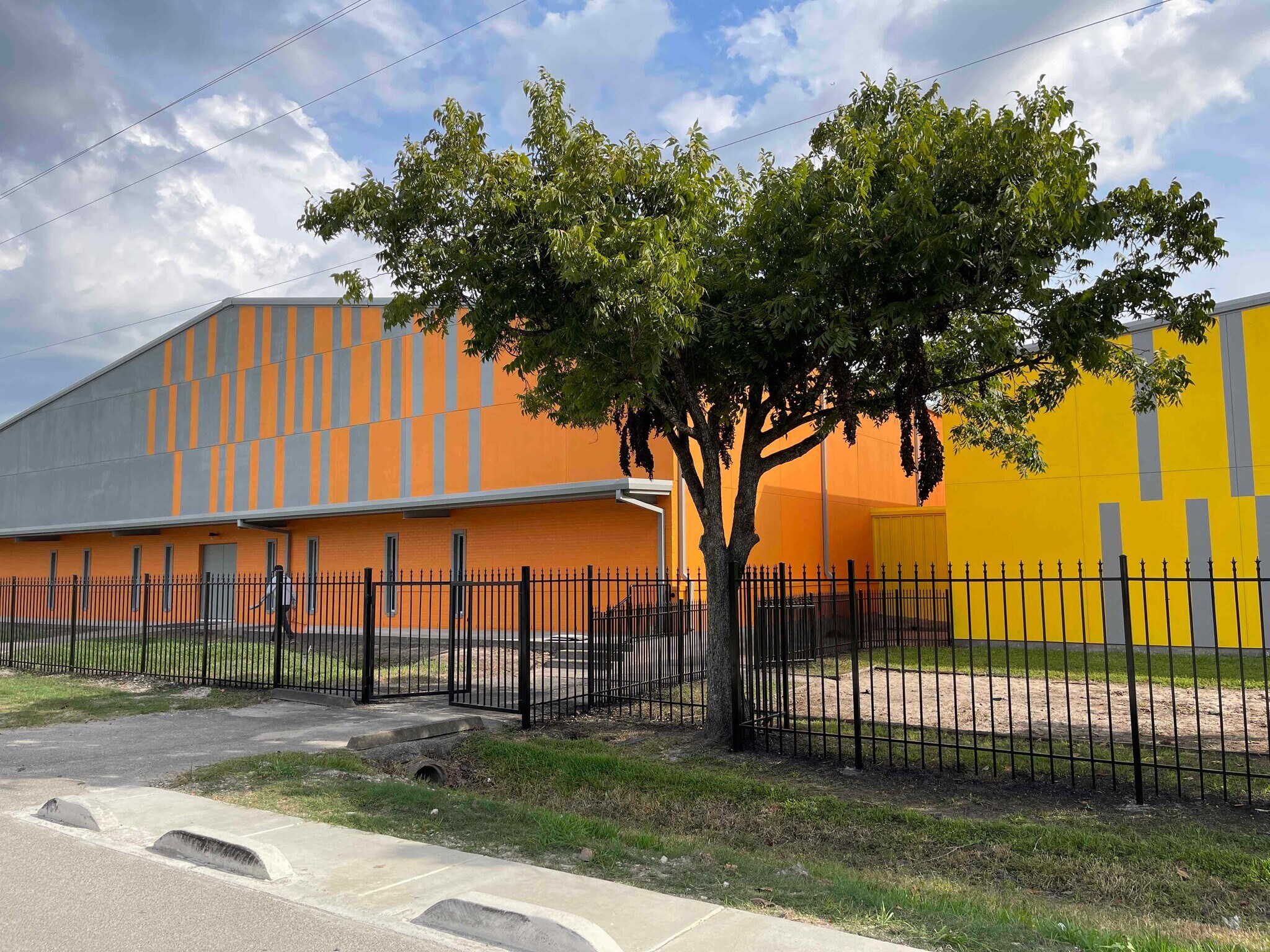 2202 Lone Oak Rd, Houston, TX à vendre Photo du bâtiment- Image 1 de 20