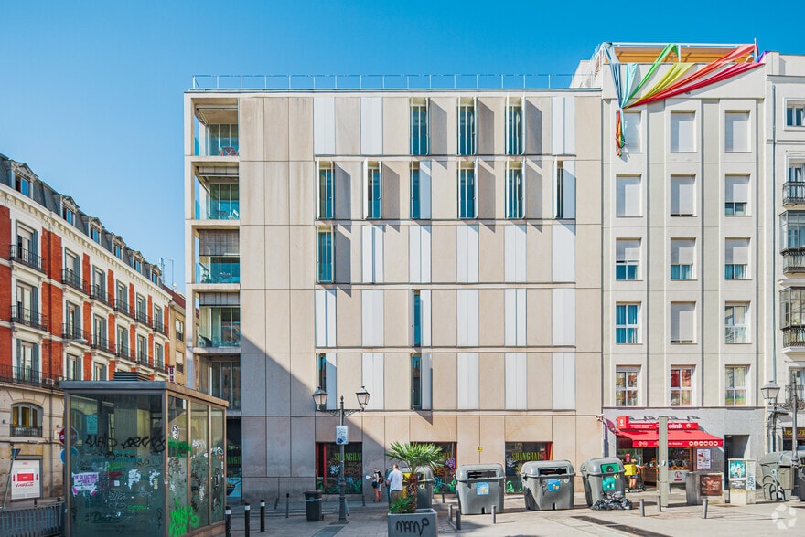 Calle del Clavel, 7, Madrid, Madrid for lease - Building Photo - Image 2 of 4