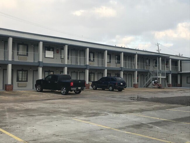 Plus de détails pour 531 Marshall St, Cameron, LA - Services hôteliers à vendre
