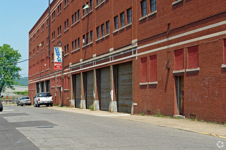 1330 6th St, Charleston, WV for sale - Building Photo - Image 2 of 4