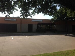 5424 Rufe Snow Dr, North Richland Hills, TX à louer Photo intérieure- Image 2 de 5