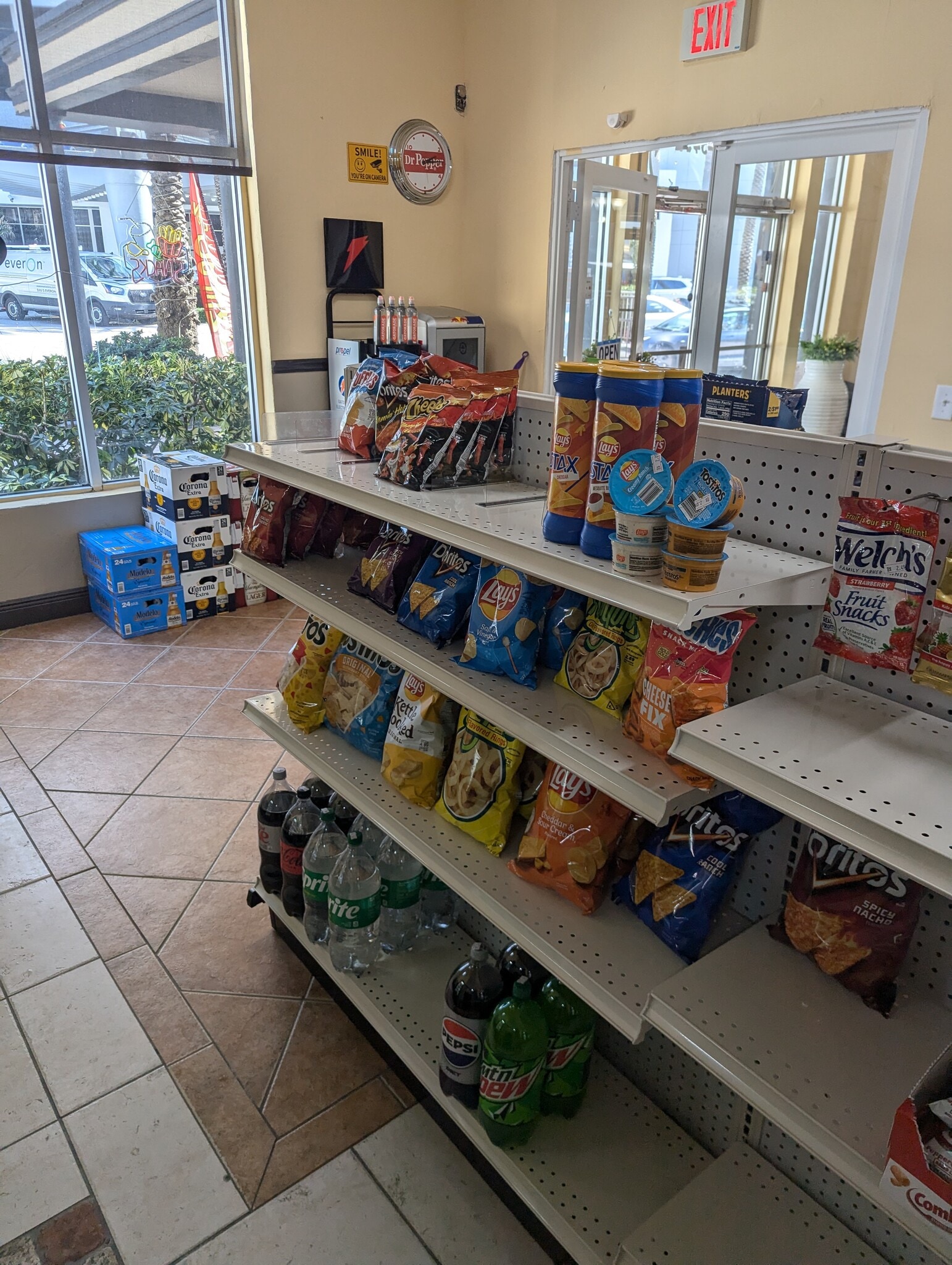 6300 Collins Ave, Miami Beach, FL for lease Building Photo- Image 1 of 5