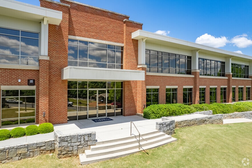 1550 Timothy Rd, Athens, GA à louer - Photo du bâtiment - Image 2 de 4