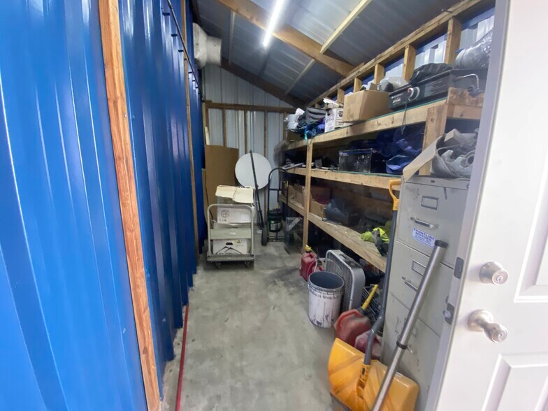 4420 Airport Rd, Riverton, WY à vendre - Photo du bâtiment - Image 2 de 18