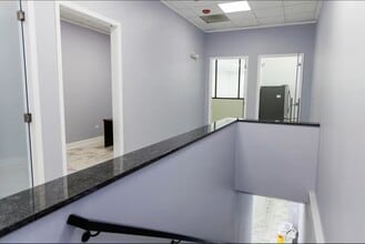 10354 S Harlem Ave, Palos Hills, IL for lease Interior Photo- Image 1 of 7