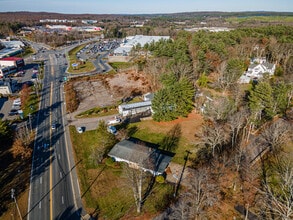 79 Taunton St, Plainville, MA à louer Photo du bâtiment- Image 2 de 8