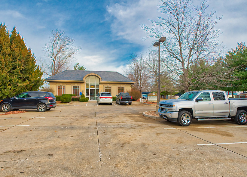 1209 NW North Ridge Dr, Blue Springs, MO for lease - Other - Image 2 of 45