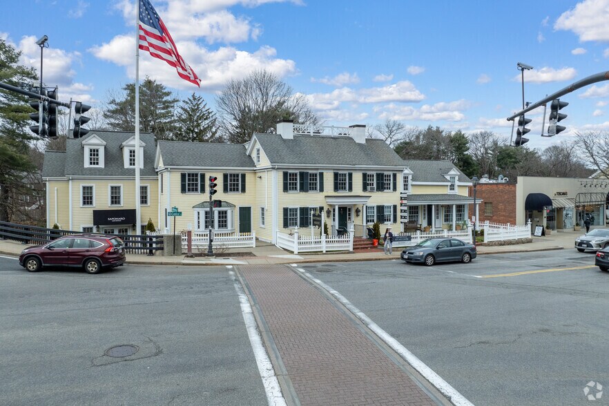 103 Central St, Wellesley, MA à louer - Photo principale - Image 1 de 7
