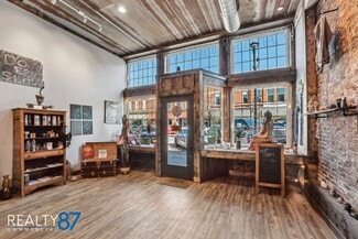 More details for 807 12th st, Belle Plaine, IA - Retail for Sale