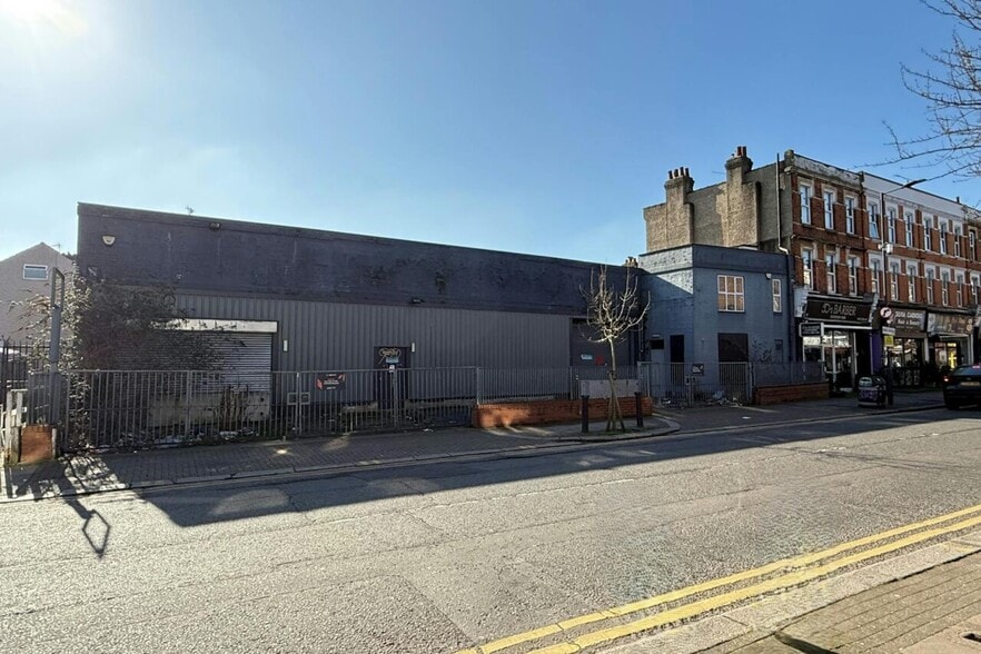 62-66 Park Para, London for lease - Building Photo - Image 2 of 2