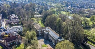 Plus de détails pour 40 Lower Ln, Bishops Waltham - Soins de santé à vendre