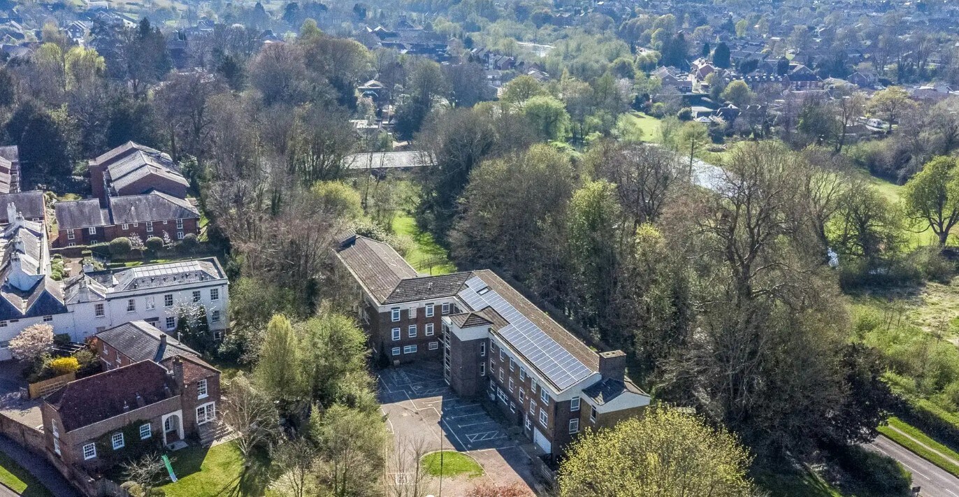 Free St, Bishops Waltham à vendre Photo du bâtiment- Image 1 de 10