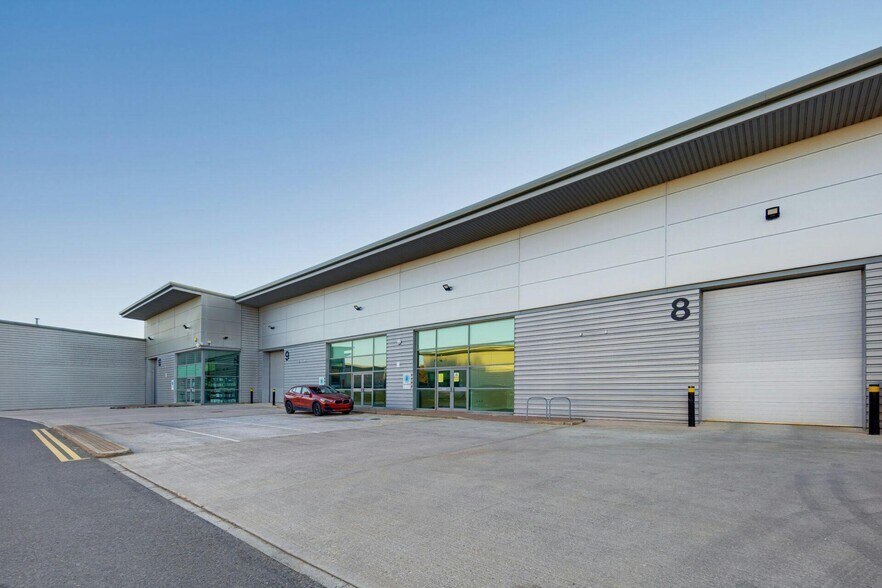 Europa Blvd, Warrington à louer - Photo du bâtiment - Image 3 de 10