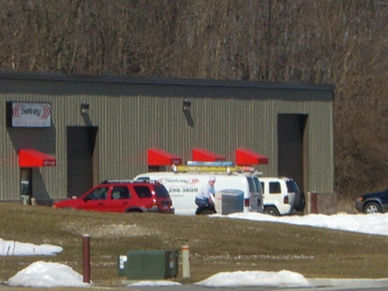 130 Roth Ct, Rossville, IN à louer - Photo principale - Image 1 de 2