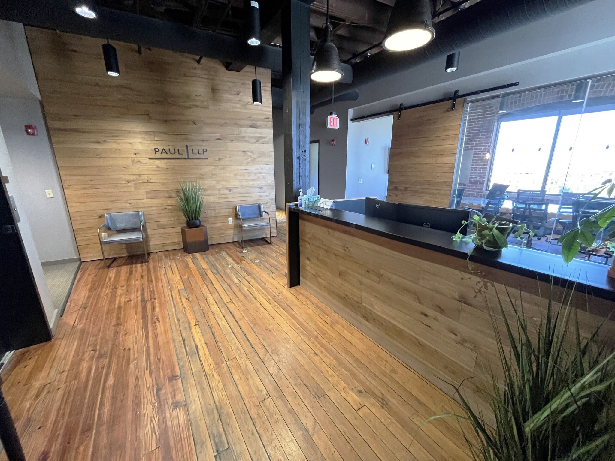 601 Walnut St, Kansas City, MO for lease Interior Photo- Image 1 of 12