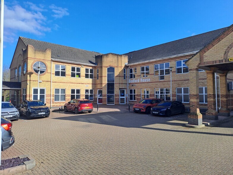 Rutherford Clos, Stevenage à louer - Photo du bâtiment - Image 1 de 16
