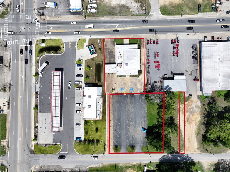 406 S Waukesha St, Bonifay, FL for sale - Building Photo - Image 3 of 31