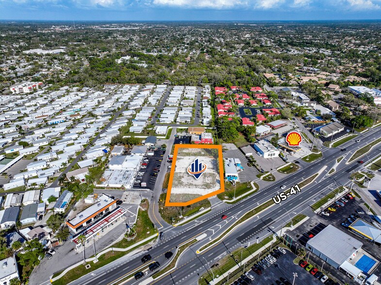6903 S Tamiami Trl, Sarasota, FL à vendre - Aérien - Image 2 de 8