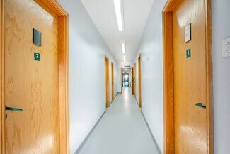 Plus de détails pour Castle Way, Stafford - Commerce de détail à vendre