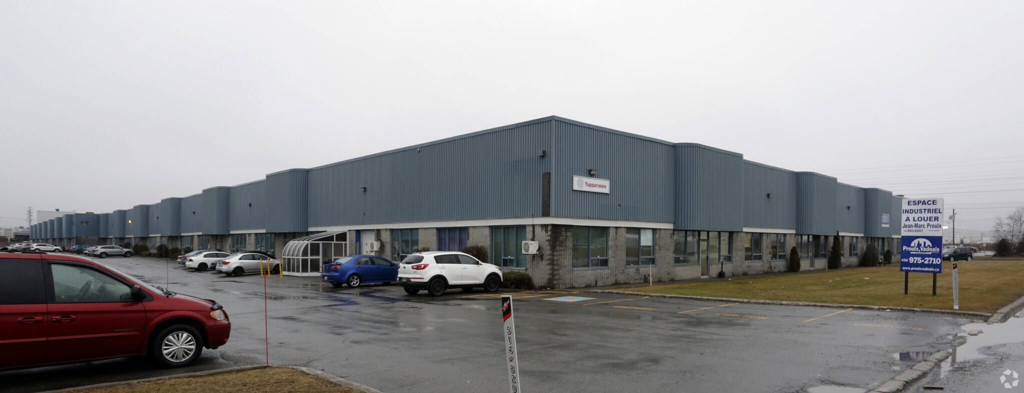 3460-3572 Francis-Hughes Ave, Laval, QC for lease Primary Photo- Image 1 of 3