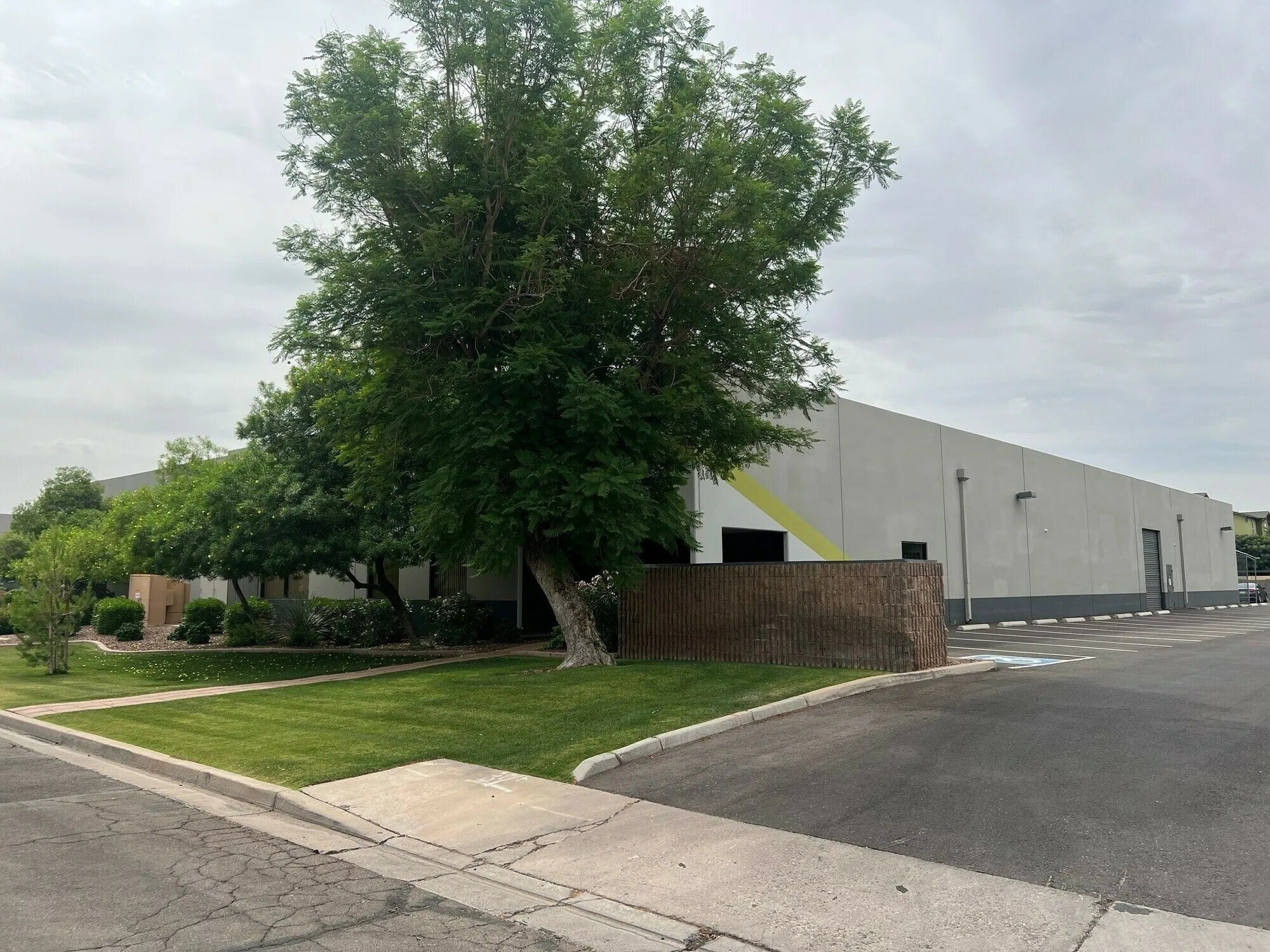 1817 W 4th St, Tempe, AZ à vendre Photo du bâtiment- Image 1 de 1