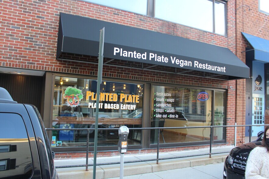 15 Spring St, Princeton, NJ à louer - Photo du bâtiment - Image 2 de 2