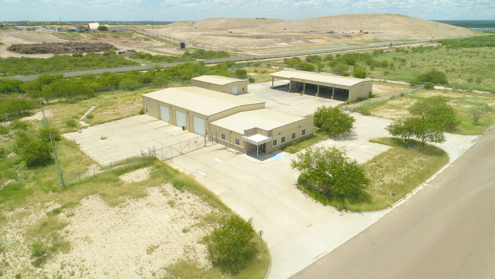 104 S Aviator Rd, Laredo, TX à vendre - Photo principale - Image 1 de 1