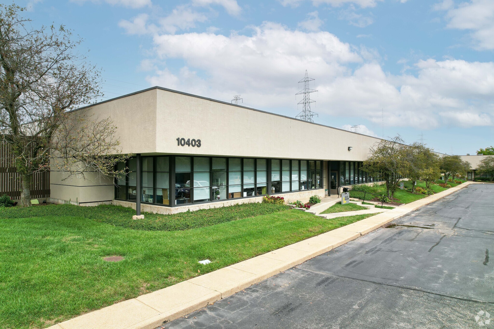 10401 Baur Blvd, Olivette, MO for lease Building Photo- Image 1 of 8