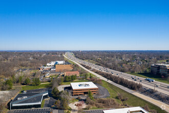 1714 Deer Track Trl, Des Peres, MO - Aérien  Vue de la carte